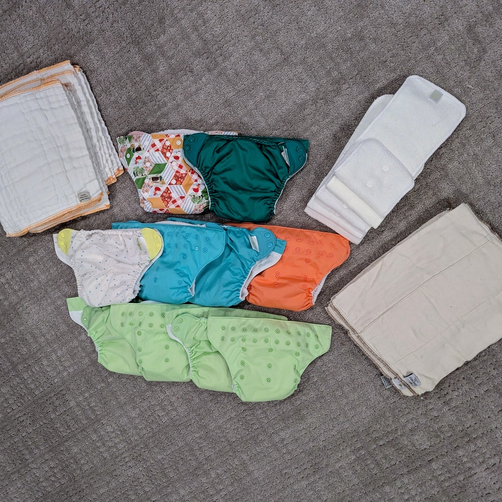 Colorful Reusable Cloth Diapers Set